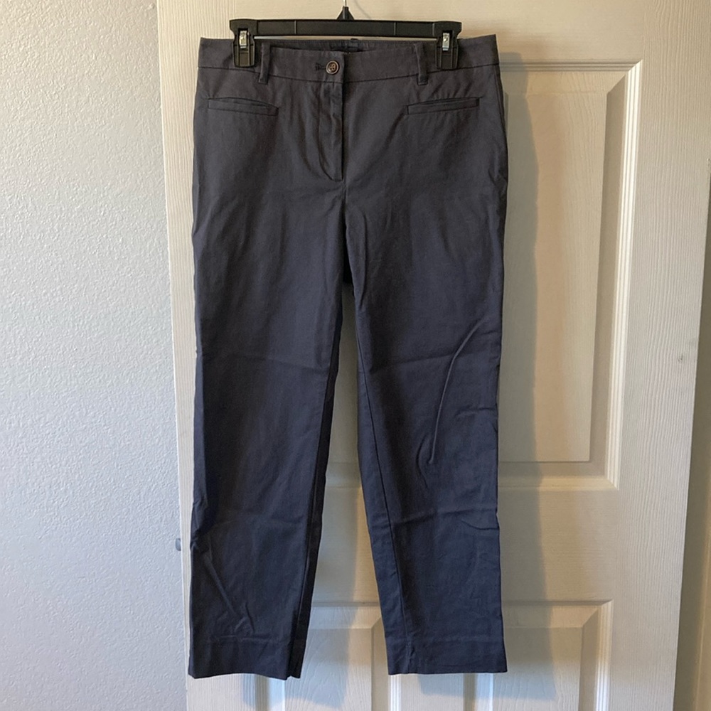 Ann Taylor size 4 curvy fit gray chino pants